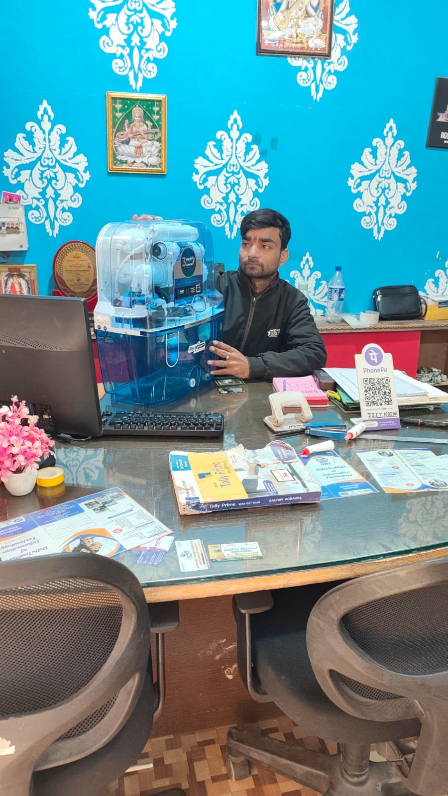 Ro Water Solution office